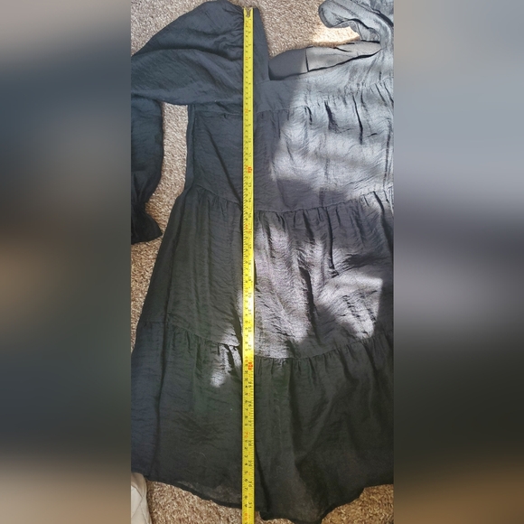 Like New Trapeze Dress Black - Picture 7 of 11